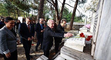 Mahmut Esat Bozkurt Efes Selçuk'ta unutulmadı