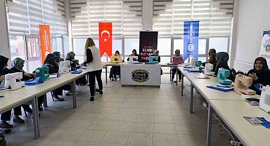 Malatya Büyükşehir Belediyesinden kadınlara yönelik dikiş atölyesi