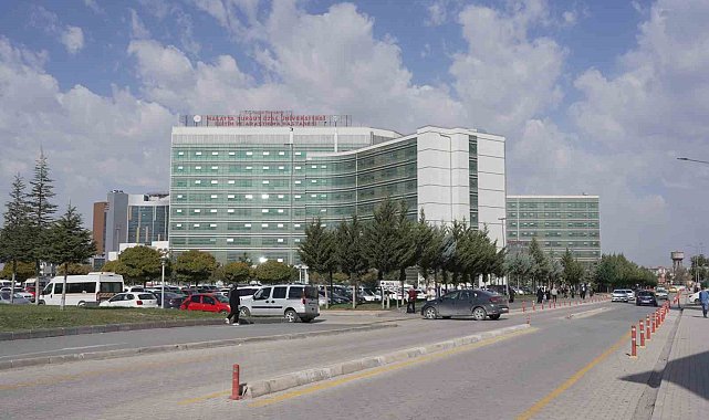 Malatya'da 8 hastanın öldüğü oksijen sistemi davasında 13 sanık yargılanıyor