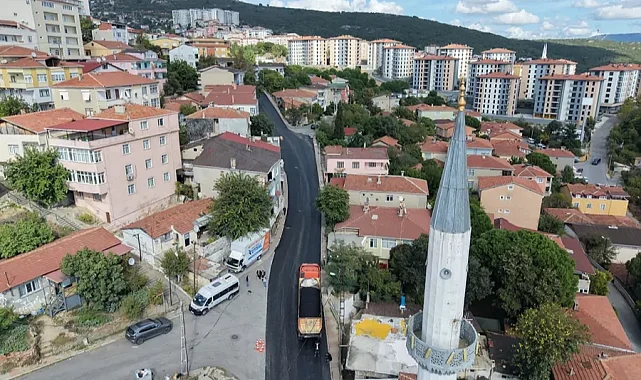 Maltepe'de asfalt seferberliği devam ediyor