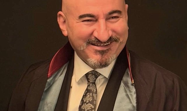 Manisa Barosunda yeni başkan Ümit Rona oldu