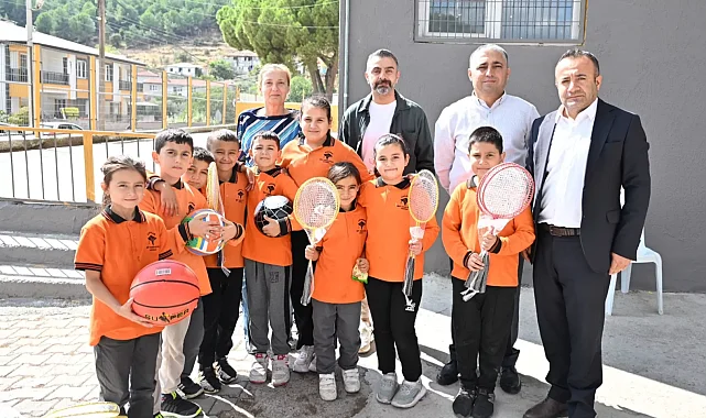 Manisa Büyükşehir'den okulların spor altyapısına takviye