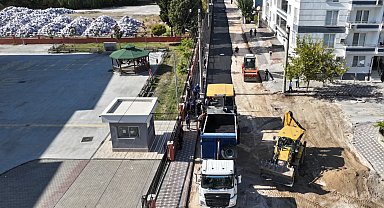 Manisa Kırkağaç'ta 4 bin ton sıcak asfalt çalışması