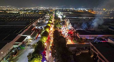 Manisa'daki fabrika yangını kontrol altına alındı