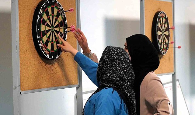 Manisa'daki GSB yurtlarında spor ve sanat etkinlikleri başladı