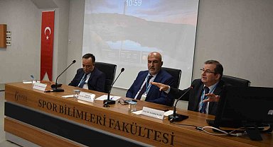 Manisa'nın dini ve kültürel mirasının konu edinildiği sempozyum başladı