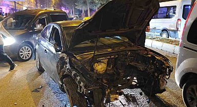 Mardin'de 4 araçlı zincirleme kaza: 3 yaralı
