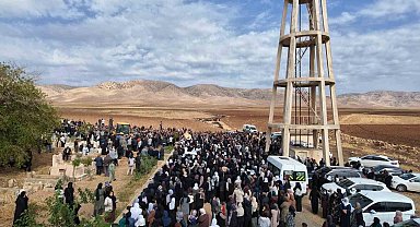 Mardin'deki kazada hayatını kaybeden 6 kişi toprağa verildi