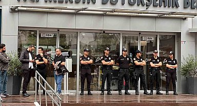 Mersin Büyükşehir Belediyesi'ne operasyon: Başkan Seçer dahil 59 gözaltı