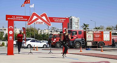 Mersin'de 50 itfaiye eri alımı için 250 aday ter döktü