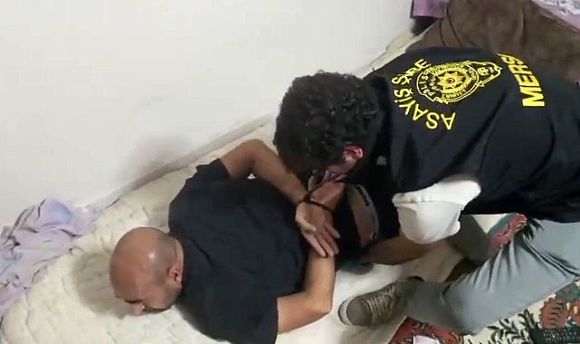 Mersin'de 79 ve 28 yıl hapis cezasıyla aranan 2 hükümlü yakalandı