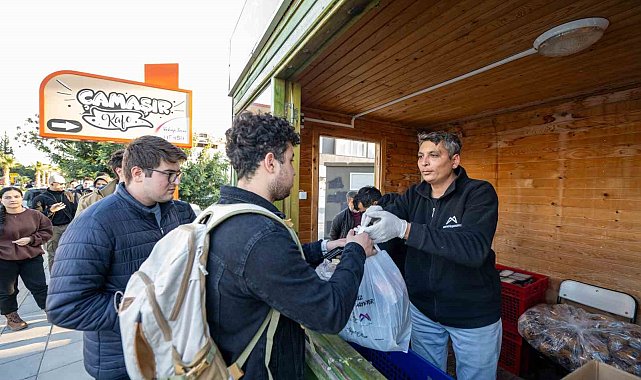 Mersin'de üniversite öğrencilerine çok yönlü destek