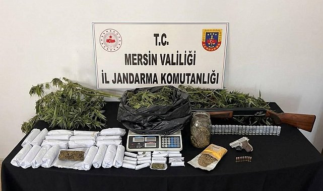 Mersin'de uyuşturucu operasyonlarında 4 şüpheli tutuklandı
