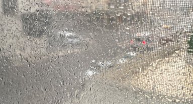 Mersin'de yağış etkili oluyor