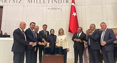 Milletvekili Hatipoğlu'nun TBMM mesaisi sürüyor