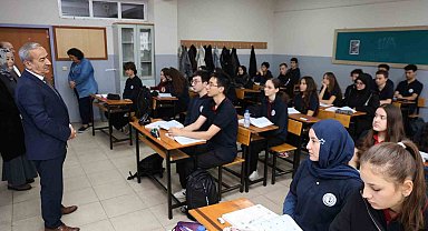 Milli Eğitim Müdürü Akbaş okullarda incelemede bulundu