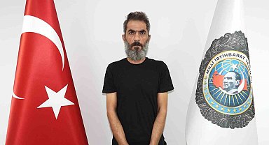 Milli İstihbarat Teşkilatı, düzenlediği operasyon ile Reyhanlı'da 2013 yılında 53 kişinin hayatını kaybettiği terör saldırısının Suriyeli faillerinden Ömer el-Hatip'i, deniz yoluyla Avrupa'ya kaçmak üzereyken yakaladı.