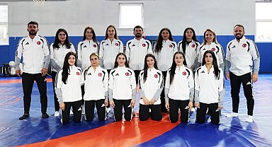 Milli kadın güreşçiler, dünya şampiyonasında mindere çıkacak