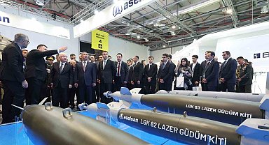 Milli Savunma Bakanı Güler Azerbaycan Uluslararası Savunma Fuarı'nı ziyaret etti