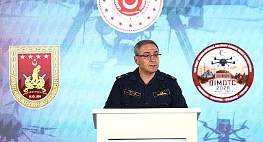 Milli Savunma Bakanlığı Sözcüsü Tuğamiral Aktürk: "TAYFUN Blok-2 füzesi ve Fırtına-2 obüsü envantere alındı"