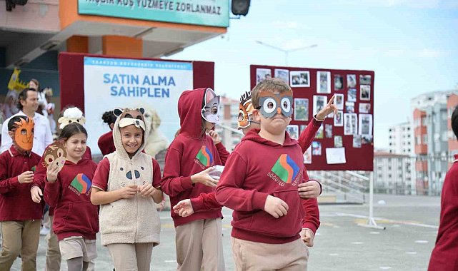 Miniklere hayvan sevgisini aşıladılar