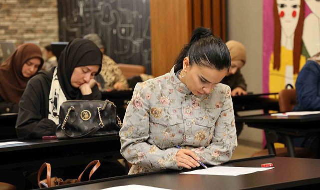 Moda Akademisi'nin yeni öğrencileri sınavla belirlenecek