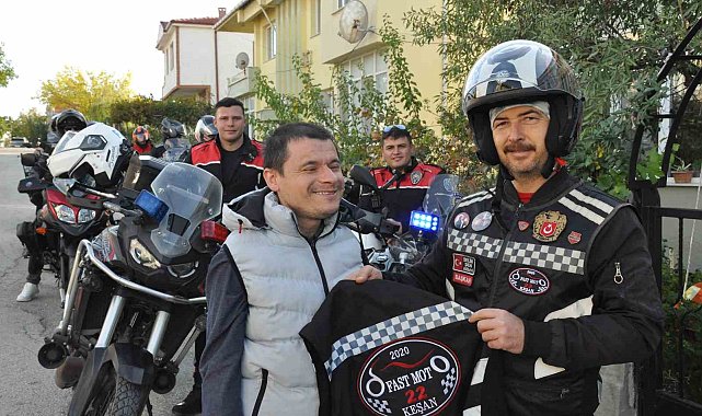 Motosiklet hayali gerçek olan görme engelli Sezgin Çalışkan: "Eve kapanmayın, dışarı çıkın"
