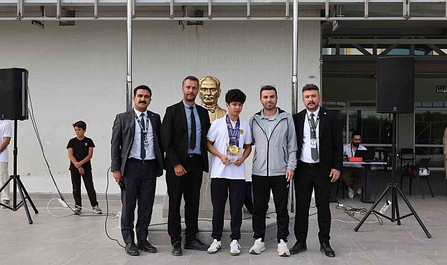 MTK öğrencisi Yalçınkaya'dan, Avrupa'da 4 altın madalya