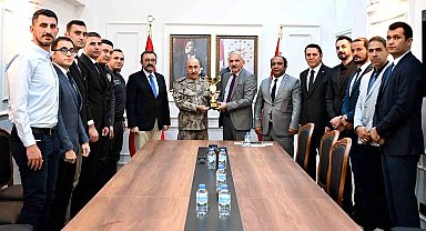 Muğla birincisi olan Emniyet voleybol takımı bölge müsabakalarına katılacak