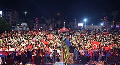 Muğla Dalaman'da Cımhuriyet coşkusu zirve yaptı
