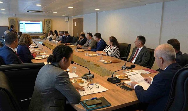 Muğla'da hayat boyu gelişim ve vizyon haritası komisyonu toplandı