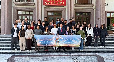Muğla'da üniversiteli gençler "Gelin Tanış Olalım" programıyla kenti keşfediyor