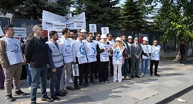 Mühendis Tek-Sen Konfederasyonu'ndan Bakanlık önünde özlük haklarında ve ücretlerde iyileştirme talebi