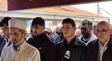 Muhtarlar Günü'nde hayatını kaybeden muhtar son yolculuğuna uğurlandı