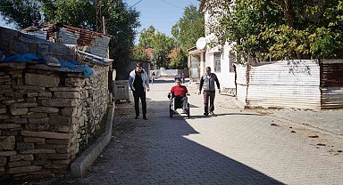 Muş'ta 20 yaşındaki gence akülü sandalye desteği