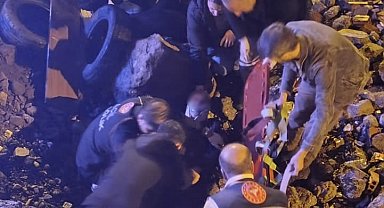 Muş'ta açık bırakılan kazı alanına düşen yaşlı adam yaralandı