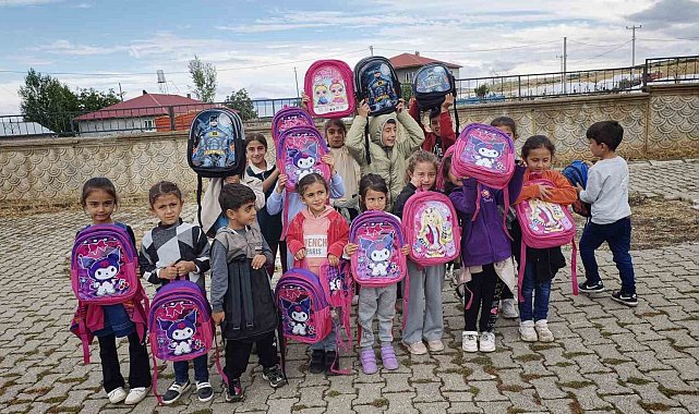 Muşlu polis memuru köy çocuklarına umut oluyor
