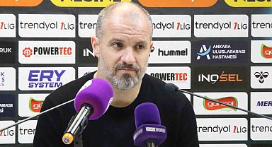 Mustafa Er: "4-2'lik bir galibiyet, hayırlı olsun, liderliği aldık"