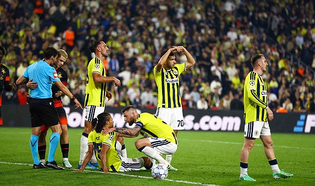 Nathan Ake, maça devam edemedi