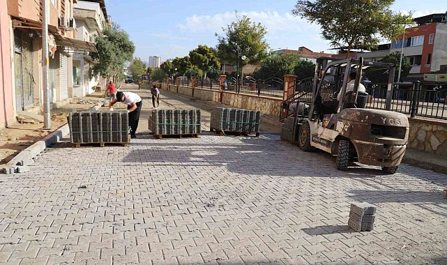 Nazilli Belediyesi'nden Yeni Mahalle'de yol yenileme çalışması