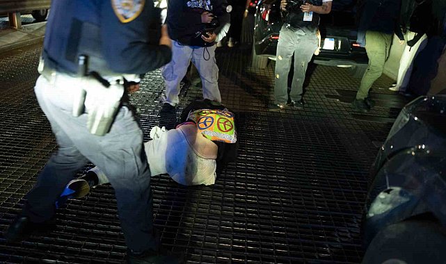 New York Belediye Başkanı Mamdani: "Trump'tan ICE ajanının vurduğu göçmenin serbest bırakılmasını istedim"