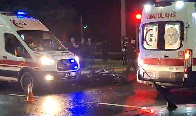 Niğde'de hafif ticari araç ile motosiklet çarpıştı: 2 ölü, 1 ağır yaralı