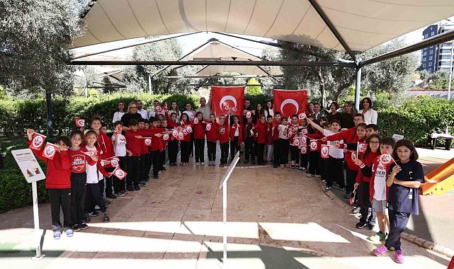 Öğrenciler Matematik ve Bilim Parkı'nı gezdi