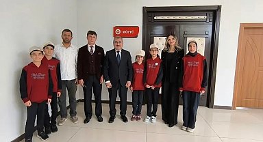 Öğrencilerden İl Müftüsü Çapçı'ya anlamlı ziyaret