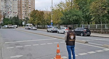 Okul önlerinde sıkı denetim: Ataşehir'de polisten asayiş ve güvenlik uygulaması