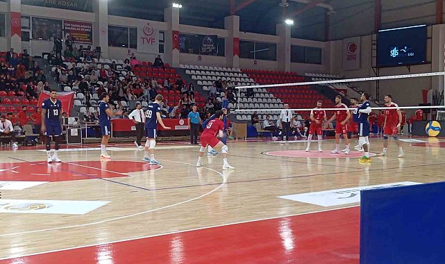 Onikişubat Belediyespor Efeler Ligi'ndeki ilk galibiyetini aldı