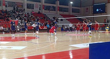 Onikişubat Belediyespor Efeler Ligi'ndeki ilk galibiyetini aldı