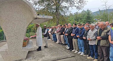 Ordu'da öldürülen kadın toprağa verildi: Önce oğul, sonra anne toprağa girdi
