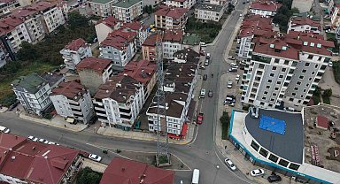 Ordu'da "Ortada direk var, yanından geç" dedirten görüntü