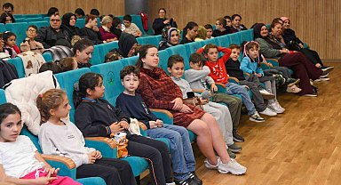 Osmangazi'de "Barış Adası" çocuklarla buluştu
